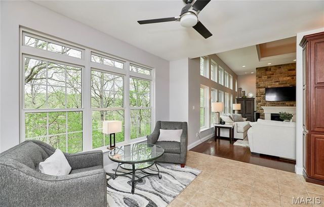 1275 Diamond Valley Drive, High Ridge, MO 63049