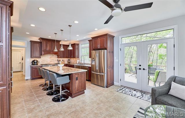 1275 Diamond Valley Drive, High Ridge, MO 63049
