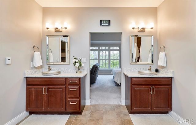 1275 Diamond Valley Drive, High Ridge, MO 63049
