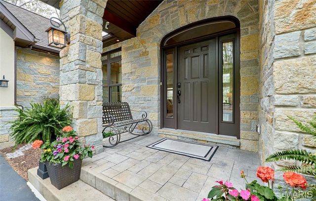 1275 Diamond Valley Drive, High Ridge, MO 63049
