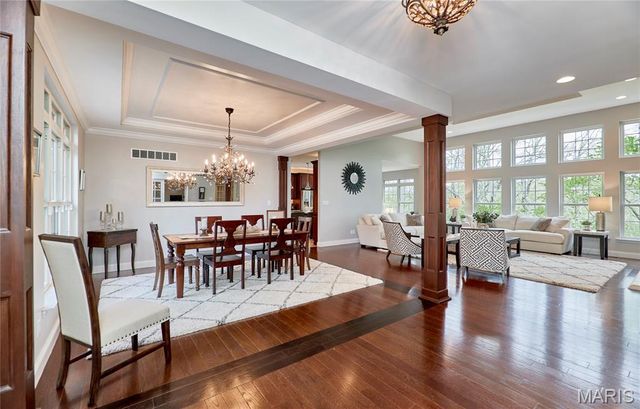 1275 Diamond Valley Drive, High Ridge, MO 63049