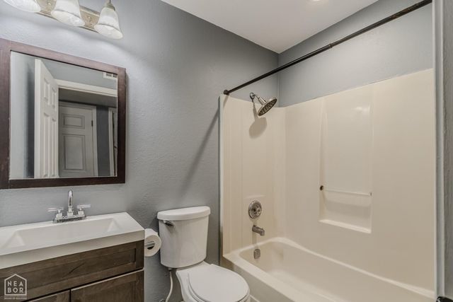 505 Brentwood Drive, Paragould, AR 72450