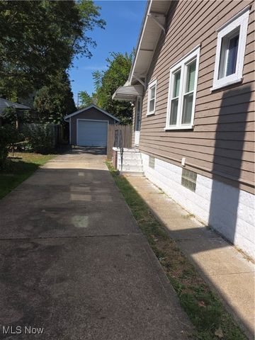 1264 Dietz Avenue, Akron, OH 44301