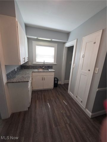 1264 Dietz Avenue, Akron, OH 44301