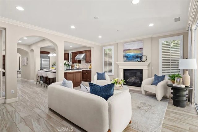 121 Catalonia, Irvine, CA 92618