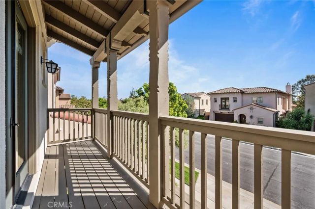 121 Catalonia, Irvine, CA 92618