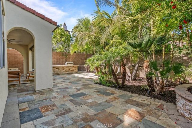 121 Catalonia, Irvine, CA 92618