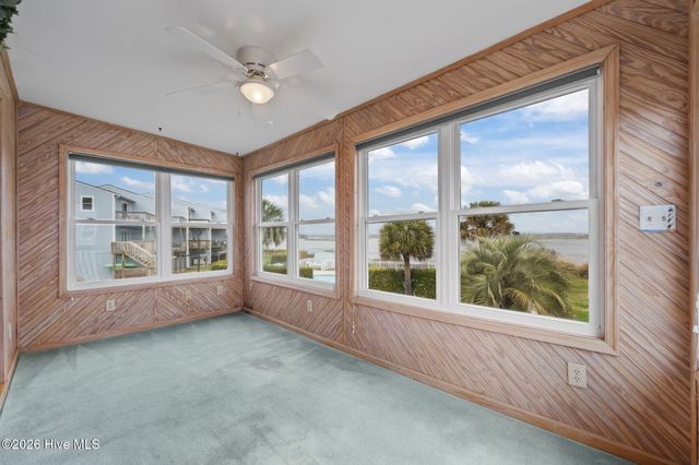 24 Bermuda Landing Place, N Topsail Beach, NC 28460