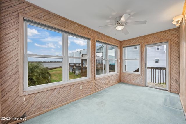 24 Bermuda Landing Place, N Topsail Beach, NC 28460