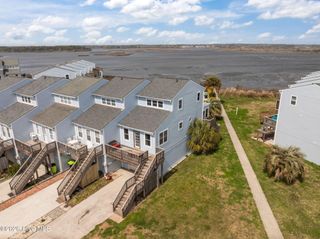 24 Bermuda Landing Place, N Topsail Beach, NC 28460