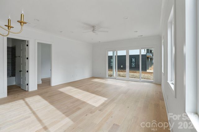 2804 Grimes Street, Charlotte, NC 28206