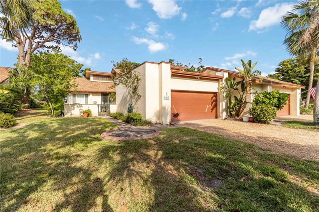 6203 COURTSIDE DRIVE 21, Bradenton, FL 34210