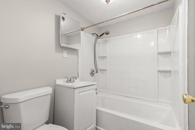 805 EASTERN AVE, Capitol Heights, MD 20743