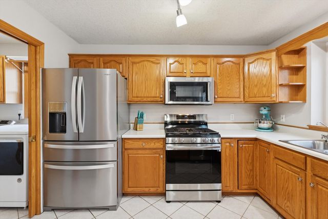 1217 28th Avenue, Silvis, IL 62182