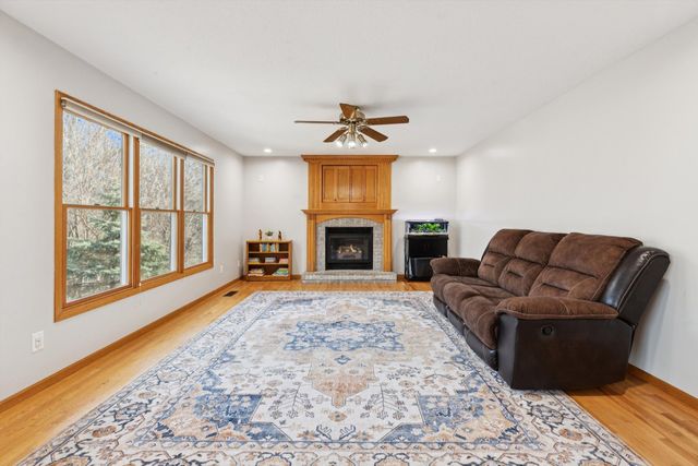 1217 28th Avenue, Silvis, IL 62182