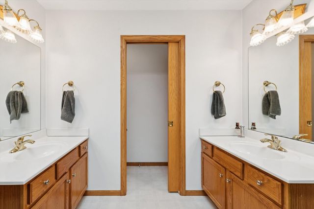 1217 28th Avenue, Silvis, IL 62182