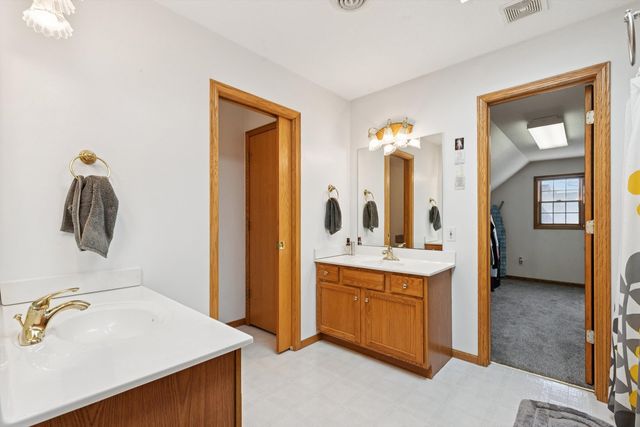 1217 28th Avenue, Silvis, IL 62182