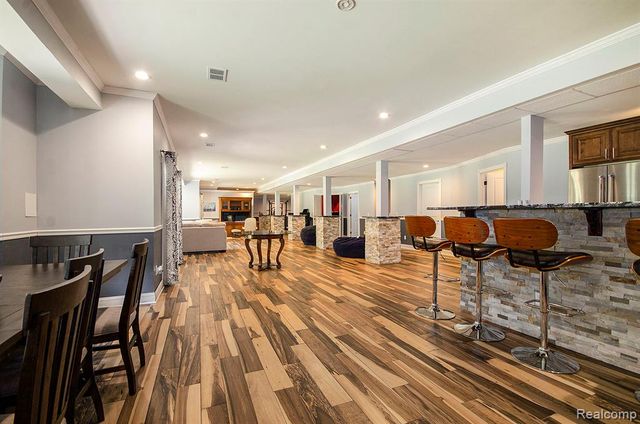 4196 Kensington Road, Milford, MI 48380