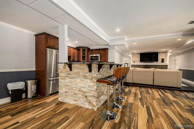 4196 Kensington Road, Milford, MI 48380