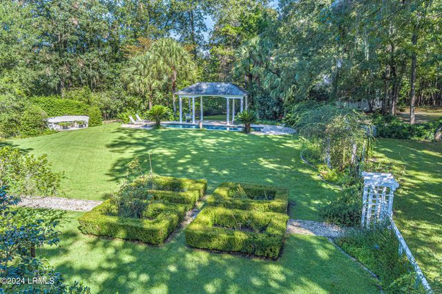 92 Dean Hall Road, Seabrook, SC 29940