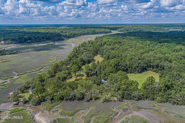 92 Dean Hall Road, Seabrook, SC 29940