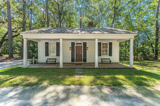 92 Dean Hall Road, Seabrook, SC 29940