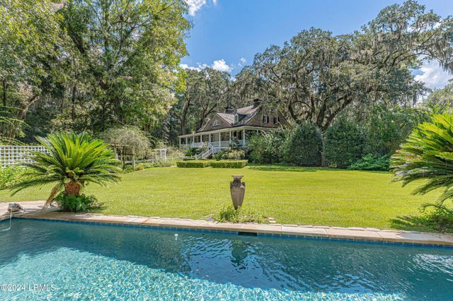 92 Dean Hall Road, Seabrook, SC 29940