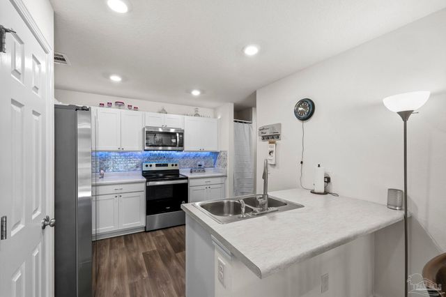 7821 Maxton Rd, Pensacola, FL 32514