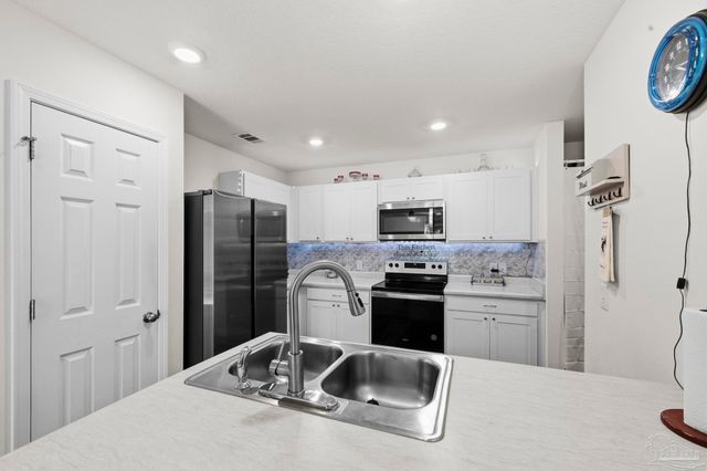 7821 Maxton Rd, Pensacola, FL 32514