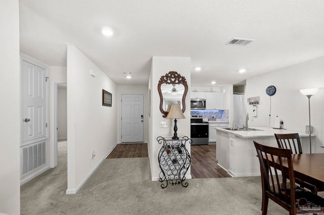 7821 Maxton Rd, Pensacola, FL 32514