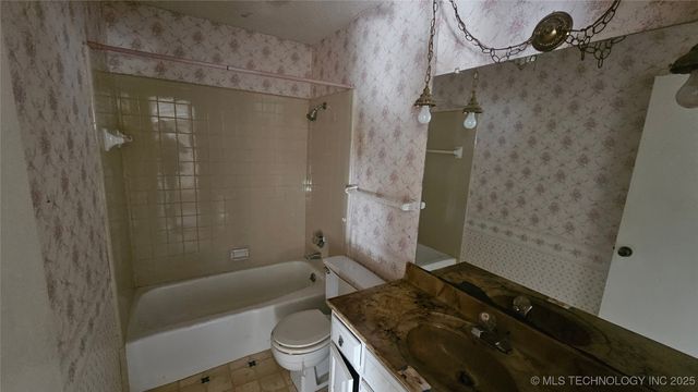 25302 E 64th Street S, Broken Arrow, OK 74014