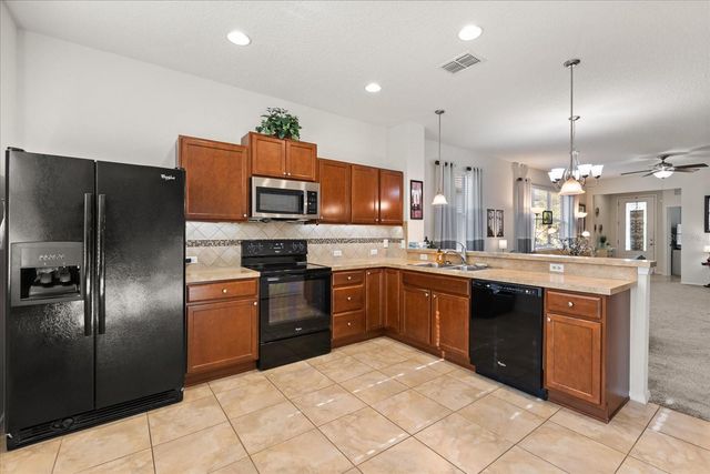 22024 BELGIAN COURT, Mount Dora, FL 32757