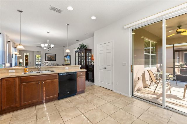 22024 BELGIAN COURT, Mount Dora, FL 32757
