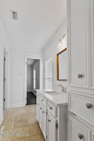 4348 Brook Drive, Jackson, MS 39206