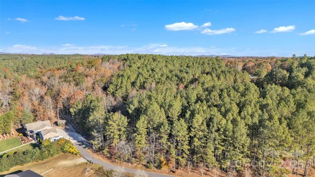 5607 HEATHSTEAD Drive, Granite Falls, NC 28630