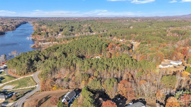 5607 HEATHSTEAD Drive, Granite Falls, NC 28630