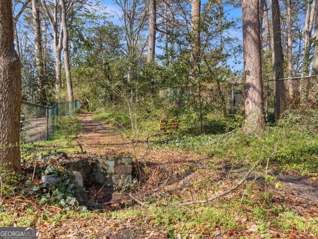 1739 Wayland Circle NE, Atlanta, GA 30319