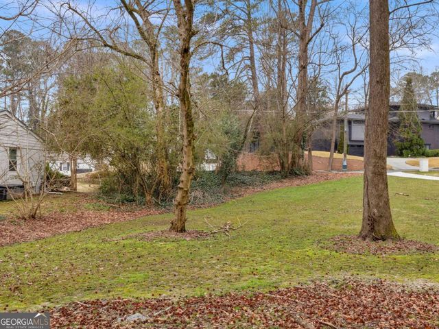 1739 Wayland Circle NE, Atlanta, GA 30319
