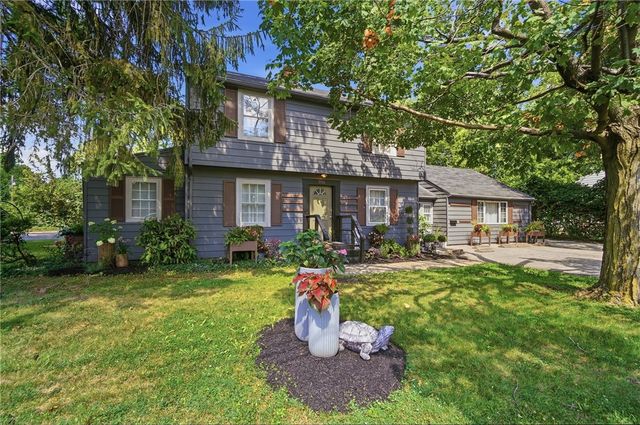 3905 Far Hills Avenue, Kettering, OH 45429