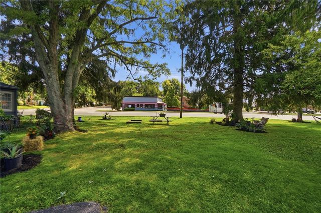 3905 Far Hills Avenue, Kettering, OH 45429