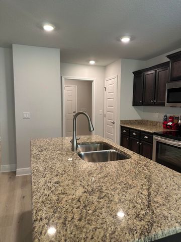 186 Ridgeway Circle, Crestview, FL 32536
