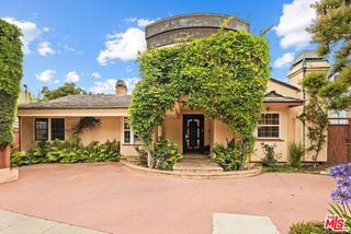 219 Entrada Drive, Santa Monica, CA 90402