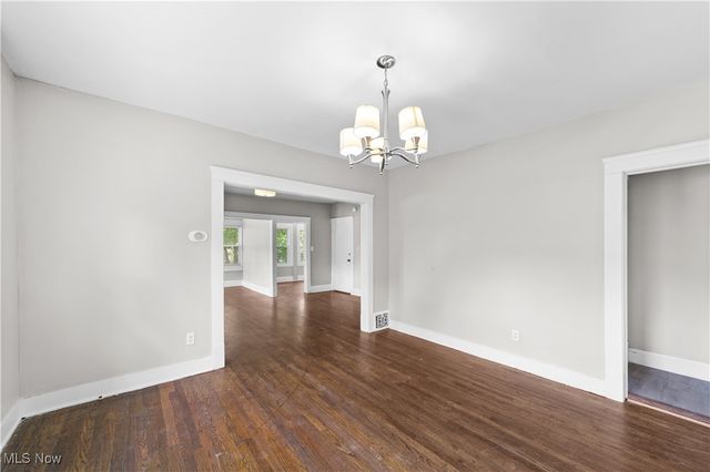 1683 Colonial Drive, Cleveland Heights, OH 44118