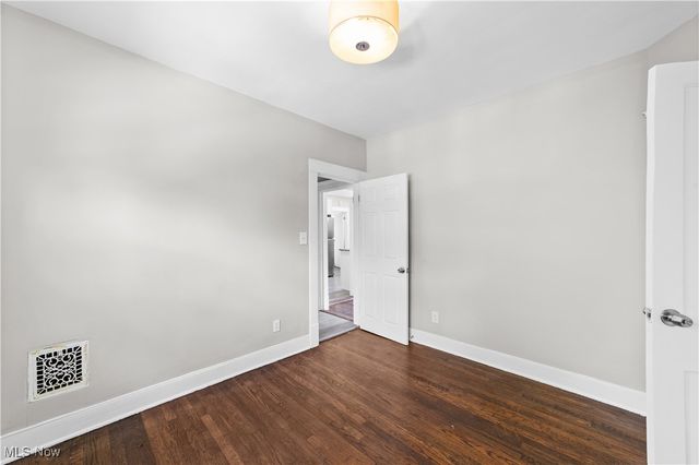 1683 Colonial Drive, Cleveland Heights, OH 44118