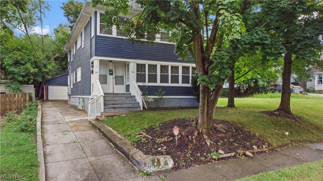 1683 Colonial Drive, Cleveland Heights, OH 44118