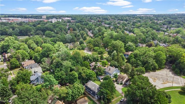 1683 Colonial Drive, Cleveland Heights, OH 44118