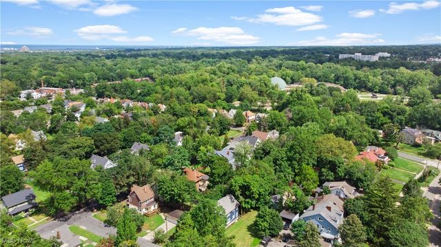 1683 Colonial Drive, Cleveland Heights, OH 44118