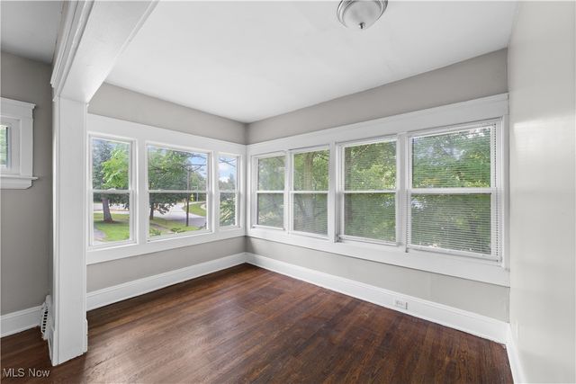 1683 Colonial Drive, Cleveland Heights, OH 44118