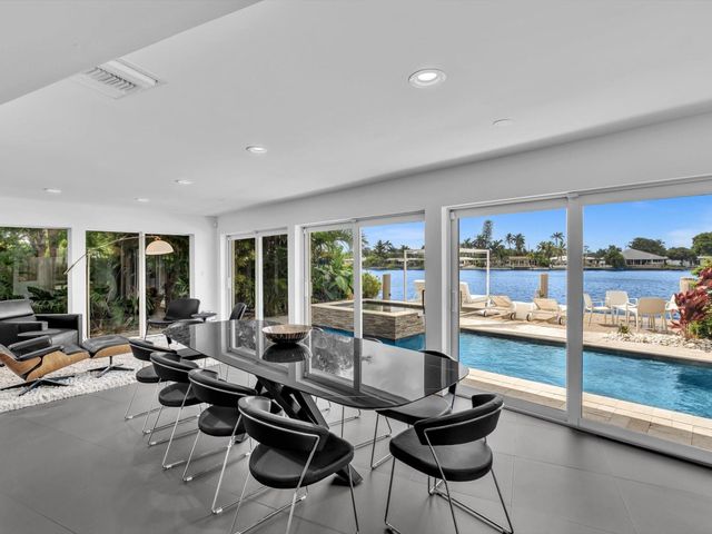 1640 NE 43rd Street, Oakland Park, FL 33334