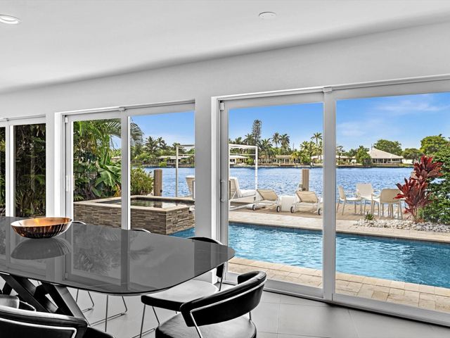 1640 NE 43rd Street, Oakland Park, FL 33334